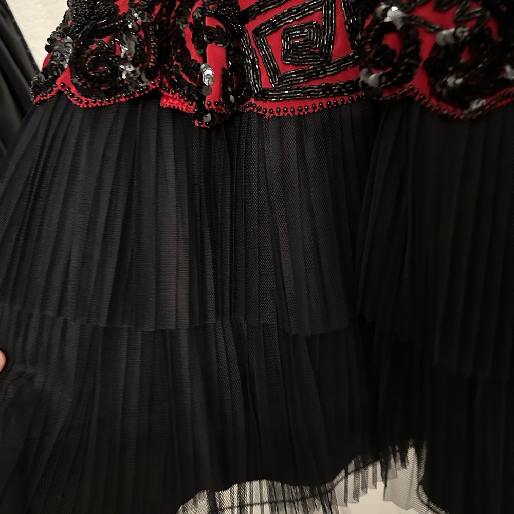 Neiman Marcus Black and red sequined tule Dress - Picture 7 of 7
